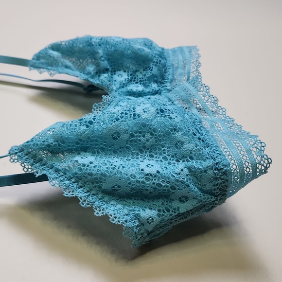Pair of Victoria's Secret Lace Bralettes Burgundy and Light Blue - Picture 8 of 12